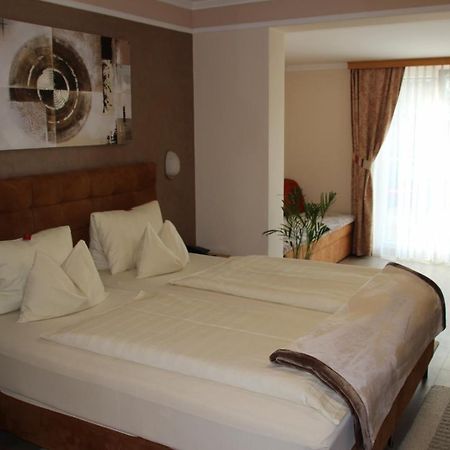 Hotel Lang ライプニッツ エクステリア 写真